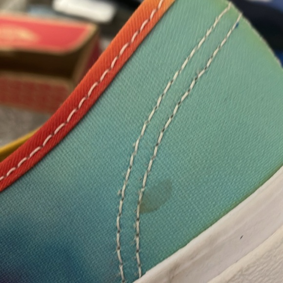 Vans Colorimetry Rainbow Tie-Dye Lace Up Low Top Skate Sneaker - Picture 4 of 7